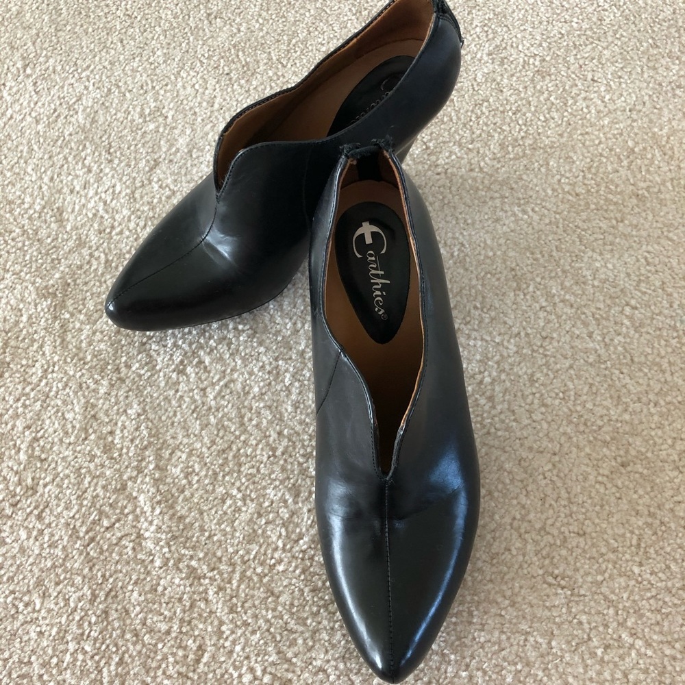 Earthies black bootie heels